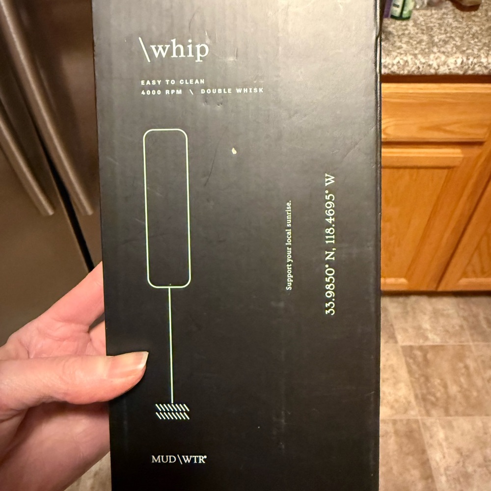 MudWtr Whip Frother in Black